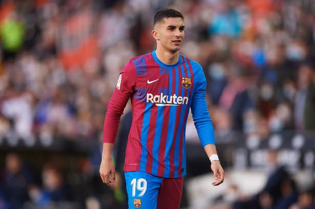 برشلونة-يعلن-مدة-غياب-نجم-الفريق-بعد-إصابته-–-يلا-سبورت-–-يلا-لايف
