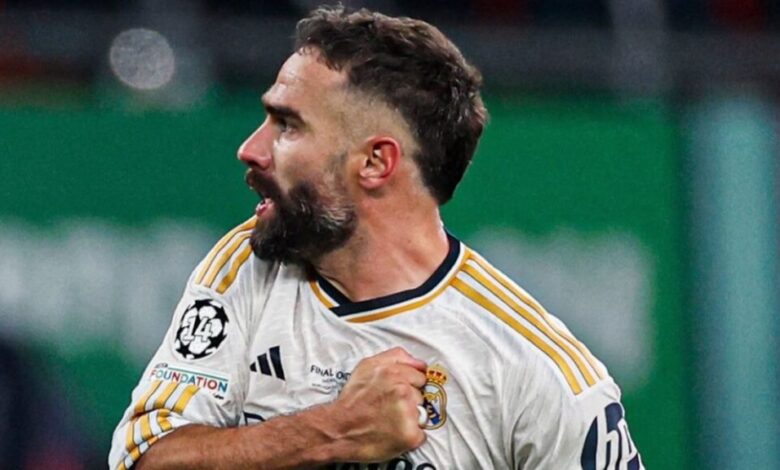 لاعبي-ريال-مدريد-يساندون-داني-كارفخال-خلال-مباراة-سيلتا-فيجو-بهذه-الطريقة-–-يلا-سبورت-–-يلا-لايف