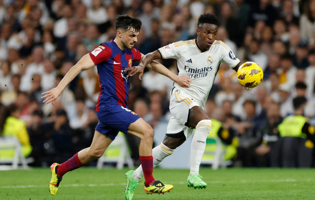 قبل-الديربي.-نجم-برشلونة-يدعم-فينيسيوس-جونيور-للحصول-على-الكرة-الذهبية!-–-يلا-سبورت-–-يلا-لايف