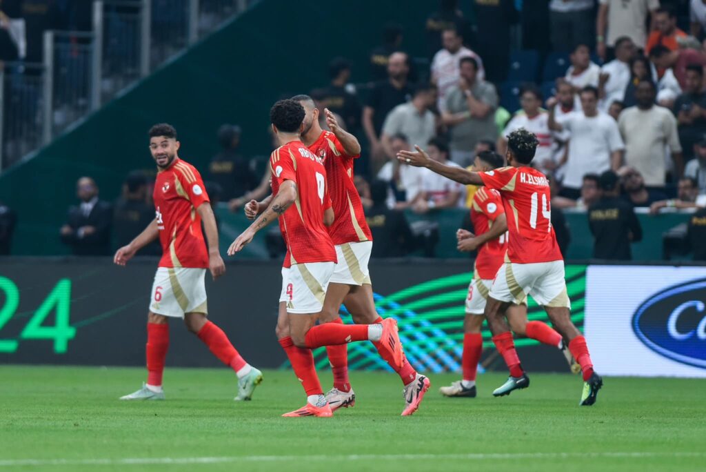 نقل-لاعب-الأهلي-إلى-المستشفى-بسبب-قطع-في-شريان-اليد-–-يلا-سبورت-–-يلا-لايف