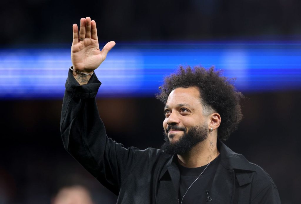 لحظة-توديع-ريال-مدريد-لـ-مارسيلو-بعد-اعتزاله