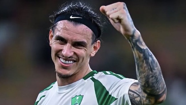 الأهلي-يعود-برأسية-إيبانيز-ضد-النصر-في-نهائي-السوبر.-فيديو-–-الدوري-السعودي