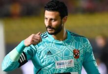الشناوي-يواصل-حماية-عرين-الأهلي-ضد-بيراميدز-–-الدوري-المصري