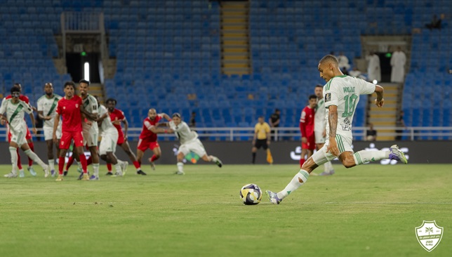 ميلوت-يخدع-حارس-العربي-بهدف-مذهل.-شاهد-–-الدوري-السعودي