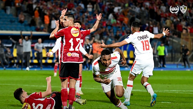 طاقم-تحكيم-إسباني-مرشح-لإدارة-مباراة-القمة-بين-الأهلي-والزمالك-–-الدوري-المصري