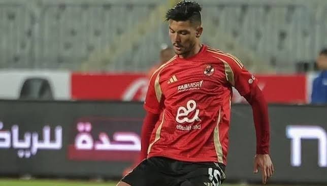 الركراكي-يطلب-تقريرًا-عن-داري-لحسم-موقفه-من-مباراتي-النيجر-وزامبيا-–-الدوري-المصري