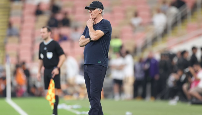 مدرب-الاتحاد-يقلل-من-تأثير-الغيابات-أمام-الوحدة-الإماراتي-–-الدوري-السعودي