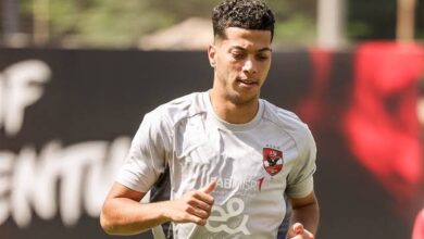 الأهلي-يوضح-تفاصيل-حالة-إمام-عاشور-بعد-نقله-للمستشفى-–-الدوري-المصري
