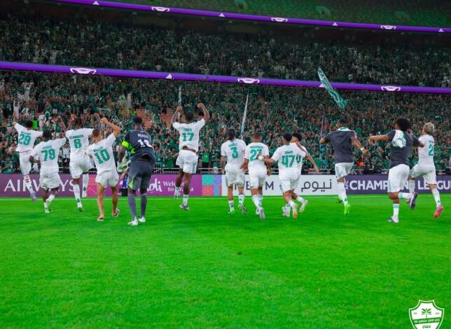 الأهلي-ينتظر-جاهزية-ظهيره-الأيسر-لمعركة-الهلال-–-الدوري-السعودي