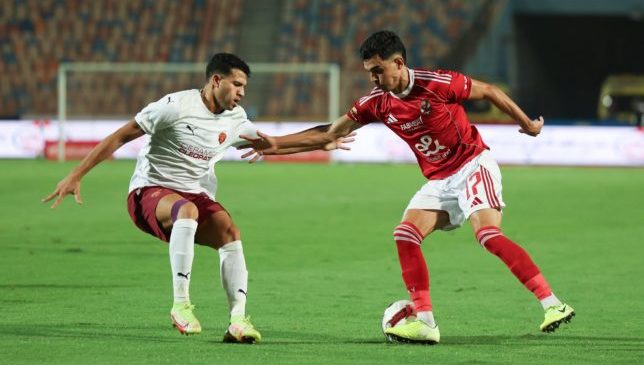 الأهلي-يطالب-بالتحقيق-مع-حكم-فيديو-مباراة-سيراميكا-–-الدوري-المصري