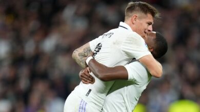 توني-كروس-عكس-التيار:-طرد-لويس-دياز-خطأ-فادح!-–-الدوري-الاسباني