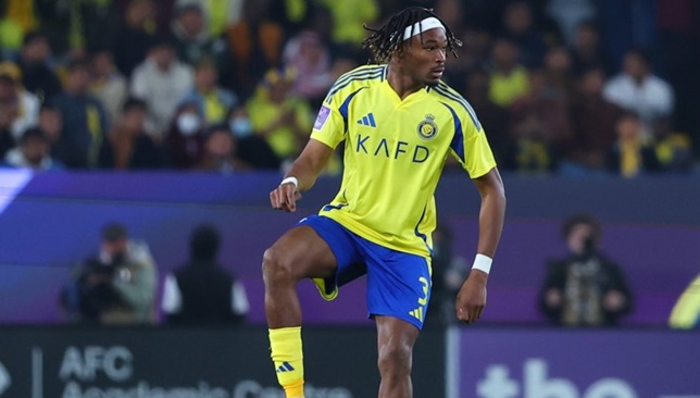 جلسة-تتحكم-في-مشاركة-سيماكان-بمباراة-النصر-ونيوم-–-الدوري-السعودي