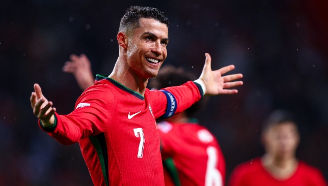 كريستيانو-رونالدو-يضحي-بنفسه-من-أجل-منتخب-البرتغال!-–-الدوري-السعودي