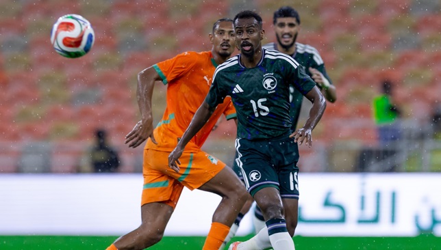 صافرة-قطرية-تدير-مباراة-المنتخب-السعودي-الودية-أمام-الجزائر-–-الدوري-السعودي