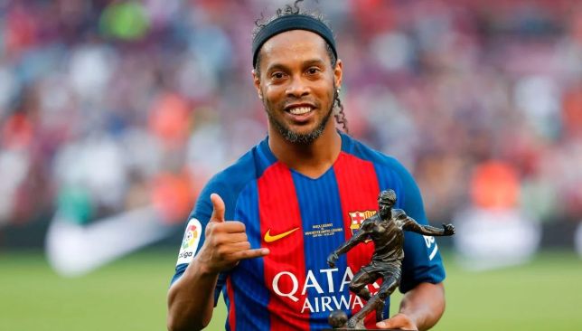 هل-ينفذ-رونالدينيو-ركلة-البداية-في-كامب-نو-ضد-بلباو؟-–-الدوري-الاسباني