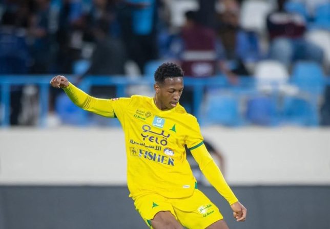 مراد-هوساوي-يحسم-موقفه-من-الانتقال-إلى-الهلال-–-الدوري-السعودي