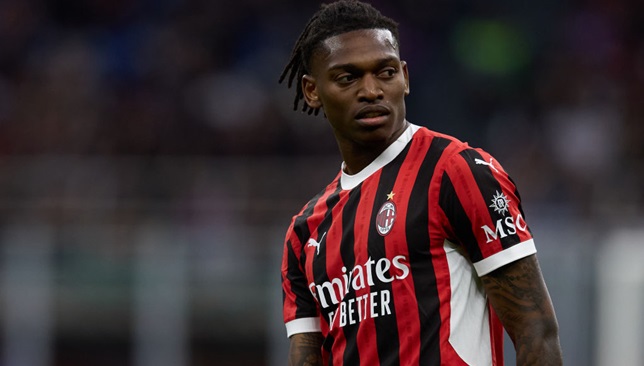 لياو:-أليجري-يقود-ميلان-في-الطريق-الصحيح-لحلم-السكوديتو-–-الدوري-الايطالي