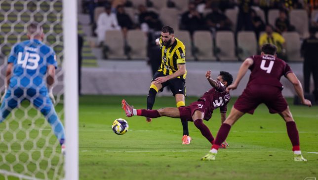 بنزيما-يرد-على-الخصم-الأفضل-في-نصف-نهائي-كأس-الملك-–-الدوري-السعودي