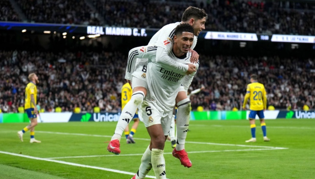 ريال-مدريد-يتمسك-بأمل-ضعيف-في-مواجهة-ألافيس-–-الدوري-الاسباني