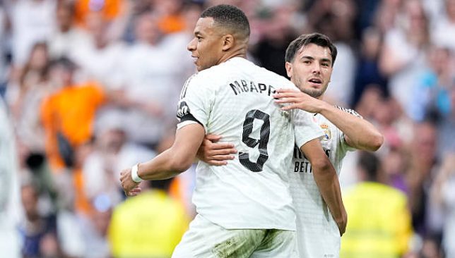 مبابي-يَتغنى-بالأسطورة-:-رونالدو-قدوتي-في-ريال-مدريد-–-الدوري-الاسباني