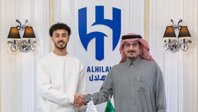 «حلم-الطفولة-تحقق».-أول-تعليق-من-ريان-بعد-انضمامه-لـ-الهلال-–-الدوري-السعودي