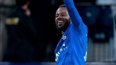 حسان-تمبكتي-يمنح-الهلال-هدف-التعادل-ضد-نيوم.-فيديو-–-الدوري-السعودي