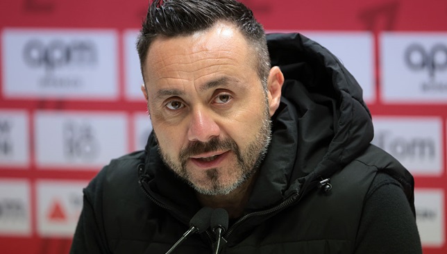 دي-زيربي-يُبقي-الباب-مفتوحاً-أمام-مانشستر-يونايتدد-–-الدوري-الانجليزي