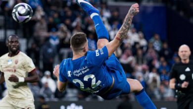 سافيتش-يعادل-النتيجة-للهلال-أمام-الفيحاء-بمقصية-خيالية.-فيديو-–-الدوري-السعودي