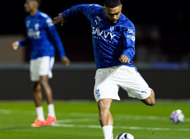 مالكوم-يزيد-من-قوة-هجوم-الهلال-أمام-القادسية-–-الدوري-السعودي