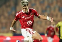 الأهلي-يقرر-إيقاف-وتغريم-إمام-عاشور-بعد-تخلفه-عن-رحلة-تنزانيا-–-الدوري-المصري