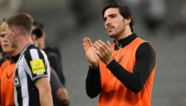 وكيل-تونالي-يَكشف-حقيقة-اهتمام-أرسنال-بخدماته-–-الدوري-الانجليزي