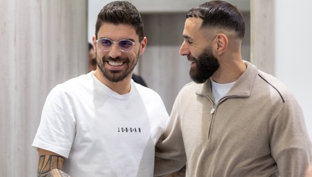 أول-تعليق-من-نيفيز-بعد-تجديد-عقده-مع-الهلال-–-الدوري-السعودي