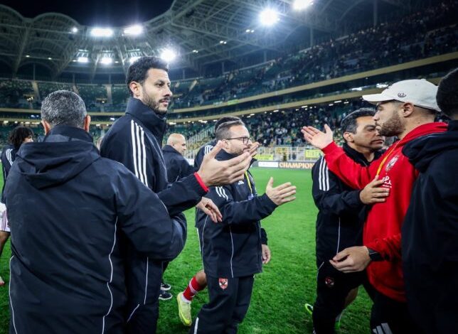 محمد-الشناوي-يعيد-التفكير-في-مستقبله-داخل-الأهلي-–-الدوري-المصري