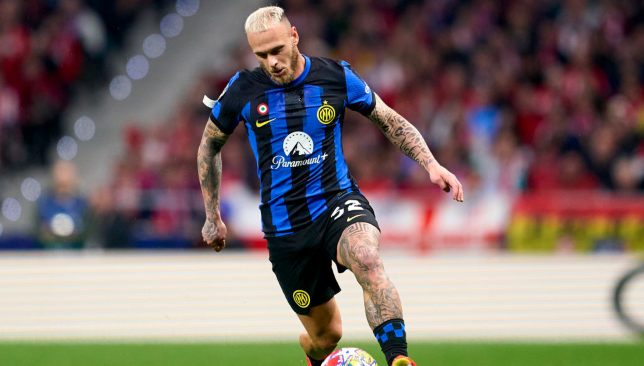 مانشستر-يونايتد-يراقب-دي-ماركو-–-الدوري-الانجليزي