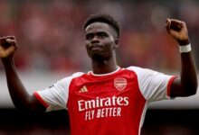 الأعلى-أجرًا.-آرسنال-يوقع-عقدًا-طويل-الأمد-مع-ساكا-رسميًا-–-الدوري-الانجليزي