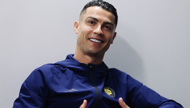 أول-تعليق-من-رونالدو-بعد-انضمامه-لملاك-نادي-ألميريا-–-الدوري-الاسباني