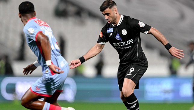 حمدالله-يطوي-خلافه-مع-كاراسكو-قبل-ديربي-الشباب-والهلال-–-الدوري-السعودي