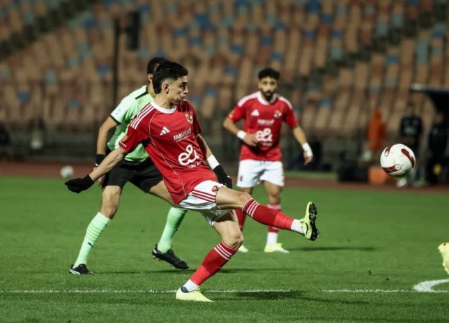 الاهلي-يغرم-بن-شرقي-بسبب-سوء-السلوك-–-الدوري-المصري