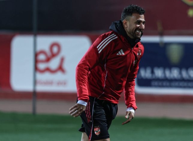 تريزيجيه-يقص-شريط-أهداف-الأهلي-أمام-المقاولون-برأسية-قوية.-فيديو-–-الدوري-المصري