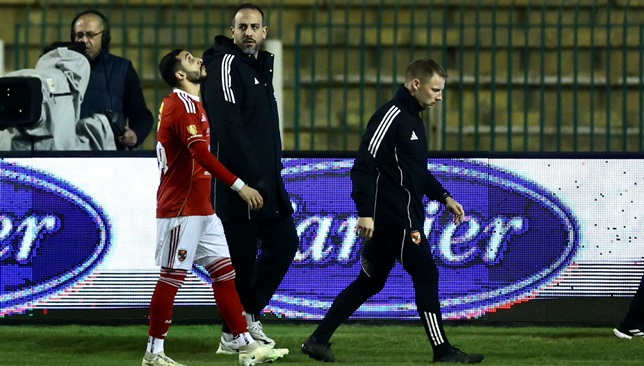 طبيب-الأهلي-يوضح-حالة-كريم-فؤاد.-ومخاوف-من-الصليبي-–-الدوري-المصري