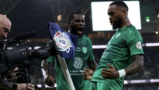 توني-يسجل-هدف-الأهلي-الأول-ضد-القادسية.-فيديو-–-الدوري-السعودي