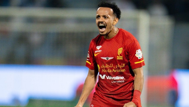 لاعب-القادسية-يعتذر-لوالده-بعد-مساهمته-في-إسقاط-الأهلي-–-الدوري-السعودي