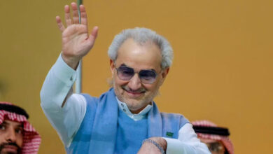 بن-طلال-يزف-بشرى-سارة-لجماهير-الهلال-قبل-لقاء-الخلود-–-الدوري-السعودي