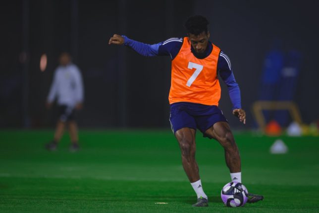 النصر-يحسم-موقف-كومان-ومارتينيز-من-خوض-مواجهة-الأخدود-–-الدوري-السعودي