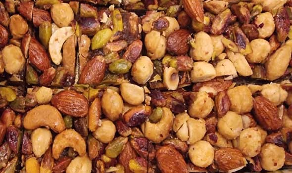إضافة-نوع-من-المكسرات-إلى-نظامنا-الغذائي-يمنحنا-شيخوخة-دون-أمراض-وعمرا-مديدا-–-يلا-لايف