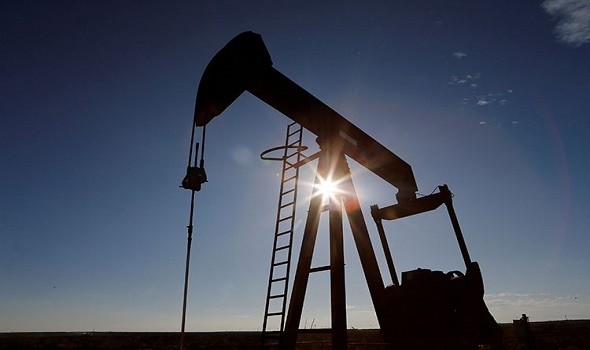 النفط-يهبط-بنحو-3%-مع-تزايد-المخاوف-بشأن-أسعار-الفائدة-–-يلا-لايف