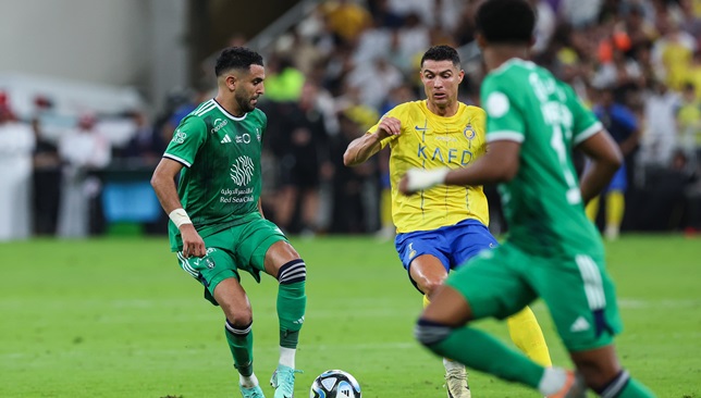 القنوات-الناقلة-وموعد-مباراة-النصر-والأهلي-في-نهائي-كأس-السوبر-–-الدوري-السعودي-–-عالم-الرياضة