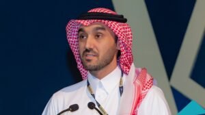 وزير-الرياضة-يوجه-باتخاذ-الإجراءات-القانونية-بعد-أزمة-السوبر-–-الدوري-السعودي-–-عالم-الرياضة