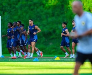 لاعب-النصر-في-طريقه-إلى-الخلود-–-الدوري-السعودي-–-عالم-الرياضة