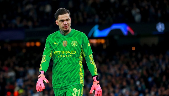 إيدرسون-يرحل-عن-مانشستر-سيتي-بعد-مسيرة-ذهبية-و18-لقبًا-–-الدوري-الانجليزي-–-عالم-الرياضة